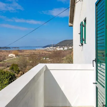 Nedo Apartament *