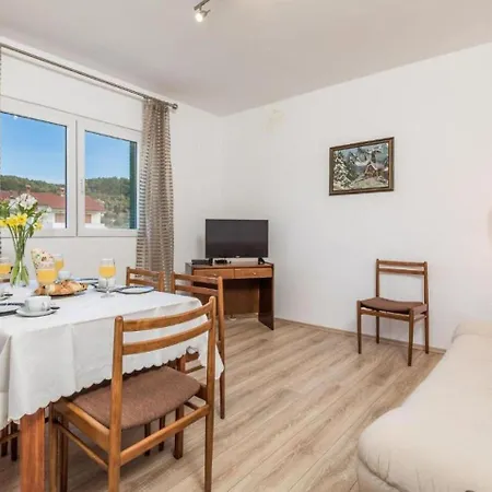 Nedo Apartamento *