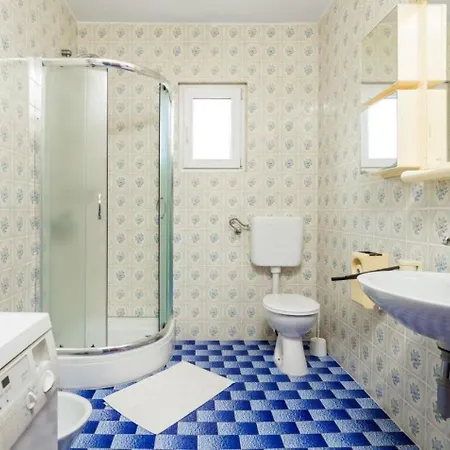 Nedo - Private Parking Apartment Supetarska Draga