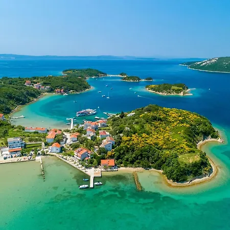 Nedo Supetarska Draga